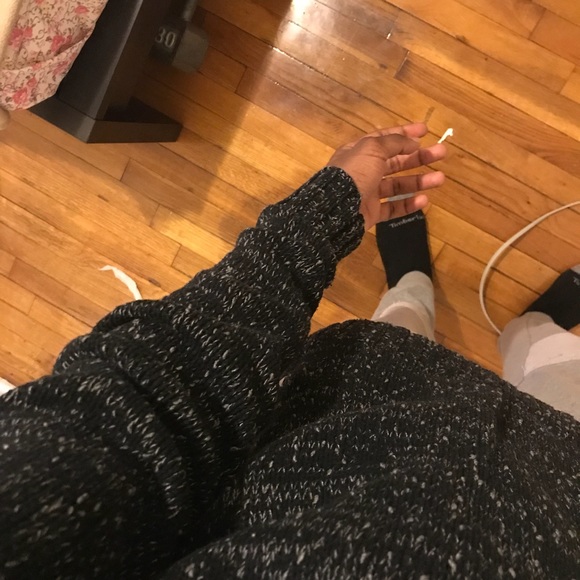 Sweatshirt - Picture 3 of 6